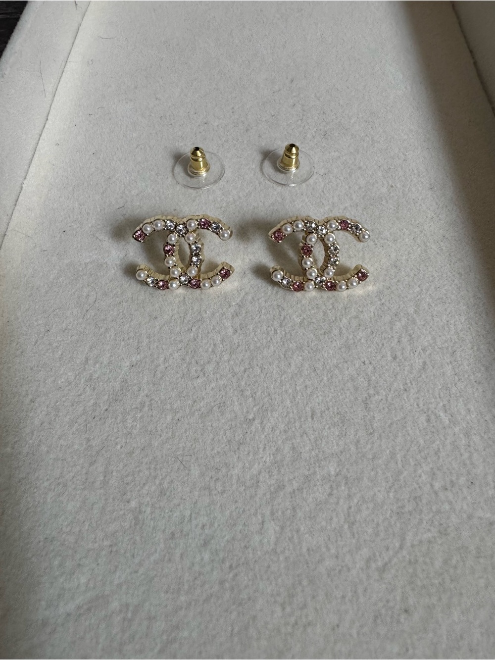Gold, pink diamond, & pearl detailed small studs